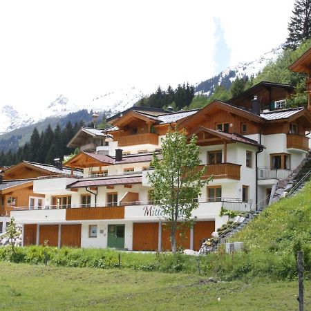 Large Chalet Apartment In Saalbach Hinterglemm Eksteriør bilde